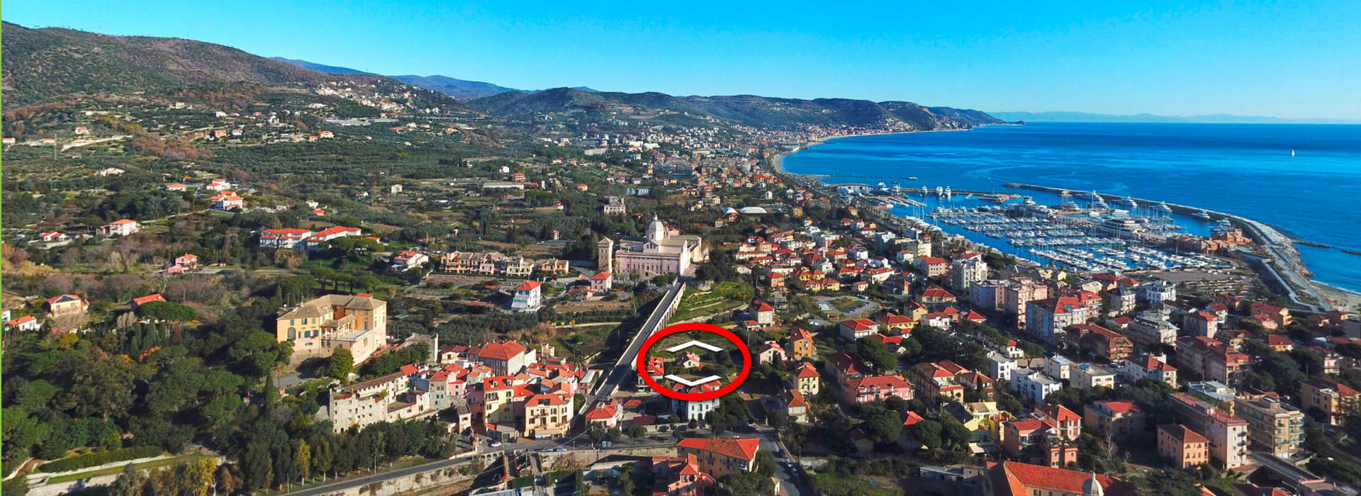 <small>LOANO – BORGO CASTELLO</small>VILLA MODERNA A 600 M. DALLE SPIAGGE